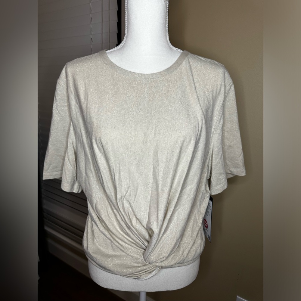 Lululemon cream/off white sparkly top. NWT.